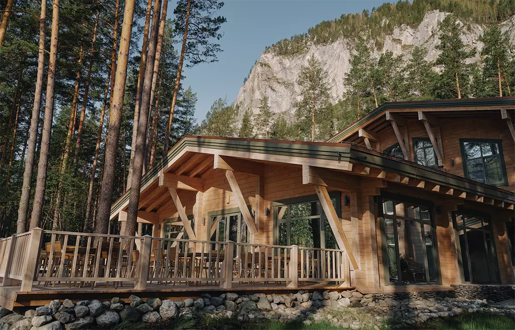 Grand Chalet Altay открыл зимний сезон