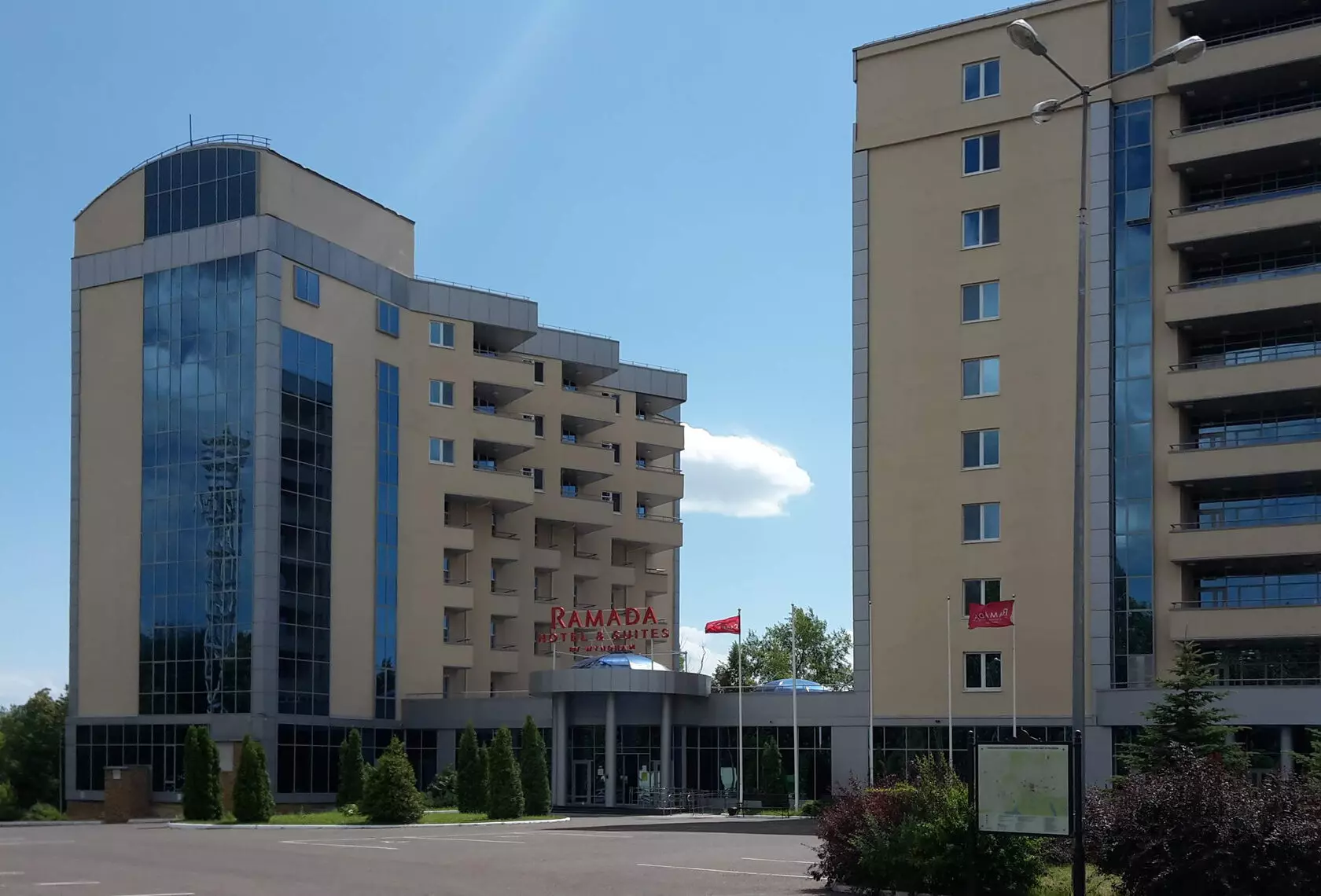 Ramada Hotel & Suites by Wyndham Alabuga